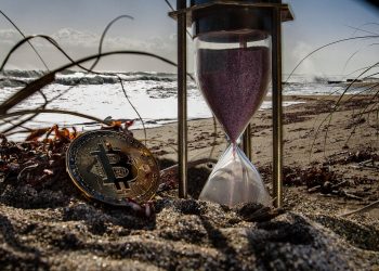 Play and Earn Online With Cryptocurrency Games